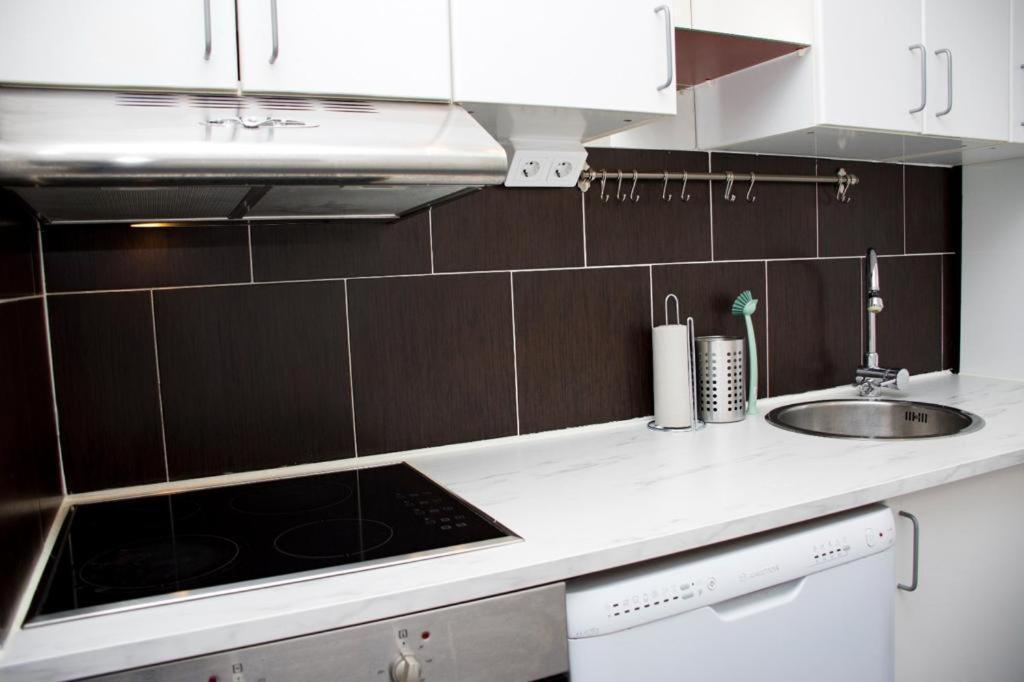 Entire Apartment Malmo 2 Bedrooms-Tv Lounge-Balcony Exterior foto
